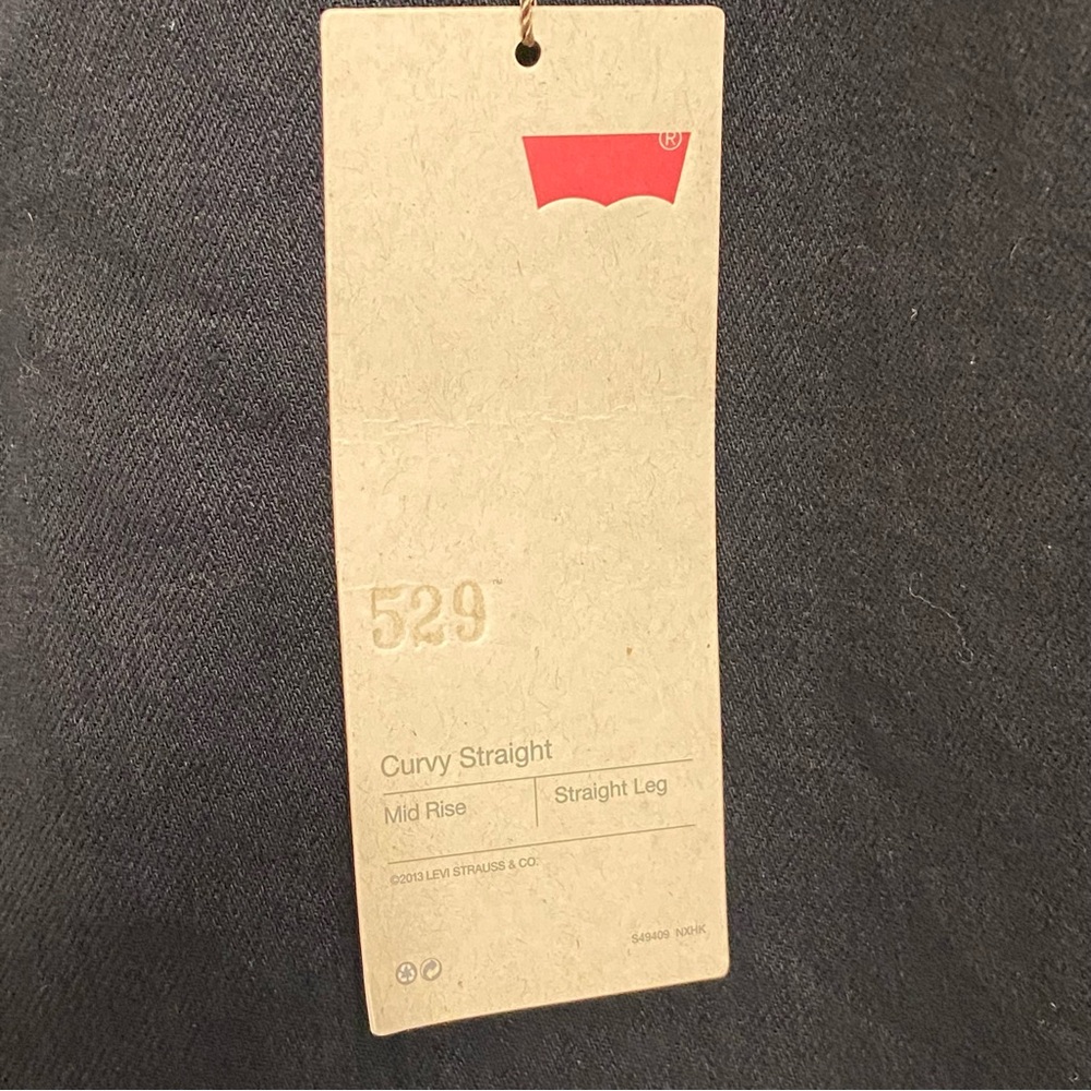 NWT Levi's Ladies Black 529 Curvy Straight Leg Mid Rise Jeans Size 14S/32 - Picture 9 of 12